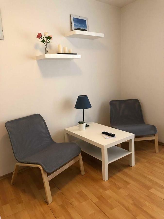 Apartamento Celý dům v historickém centru Loun Louny Exterior foto